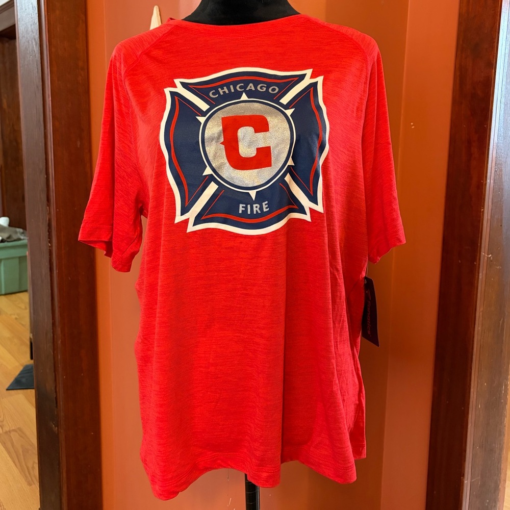 5/$25 ❌FINAL CALL❌ NWT-Chicago Fire Red T-Shirt